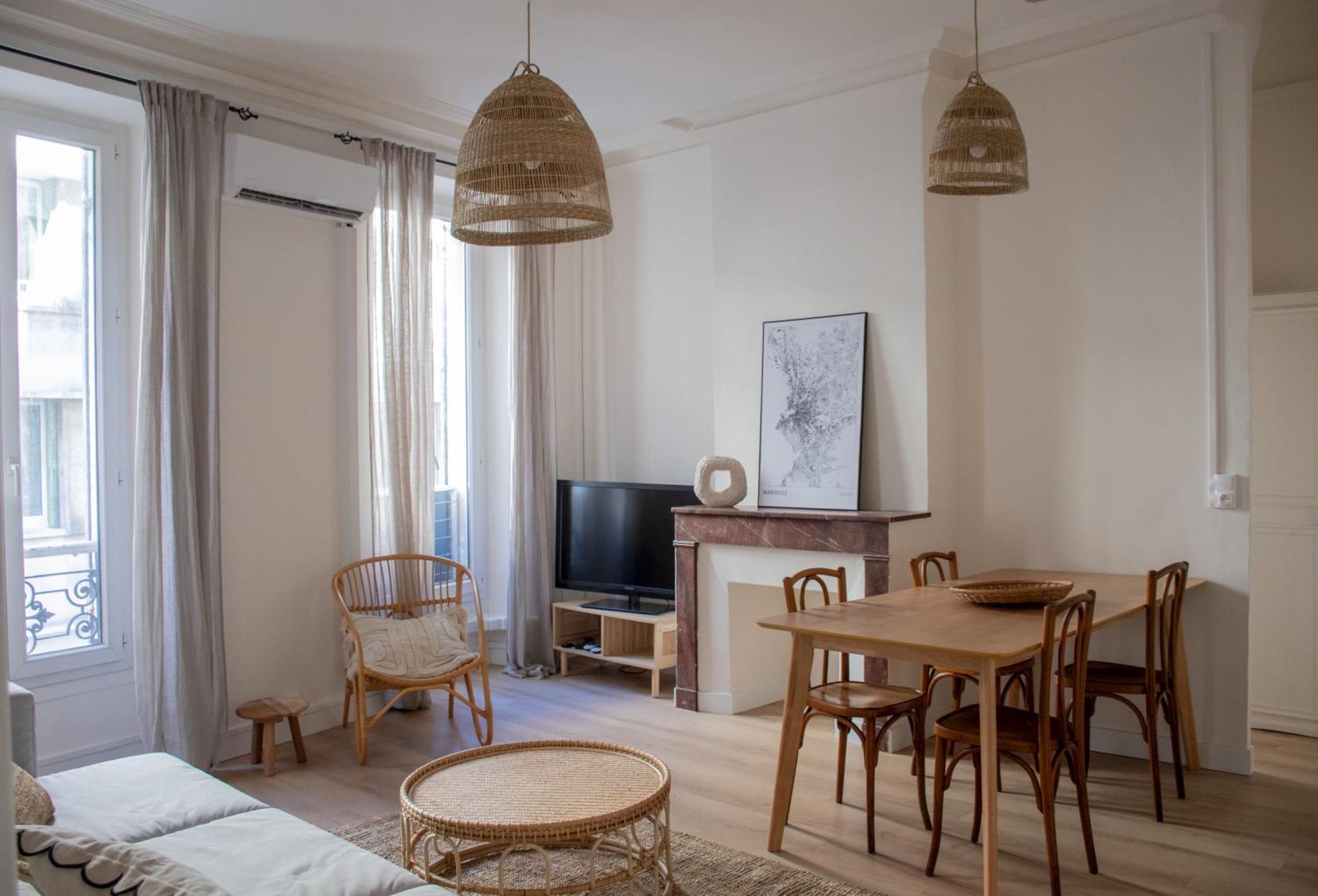 Cozy Flat Fully Renovated By Interior Designer Marselha Exterior foto